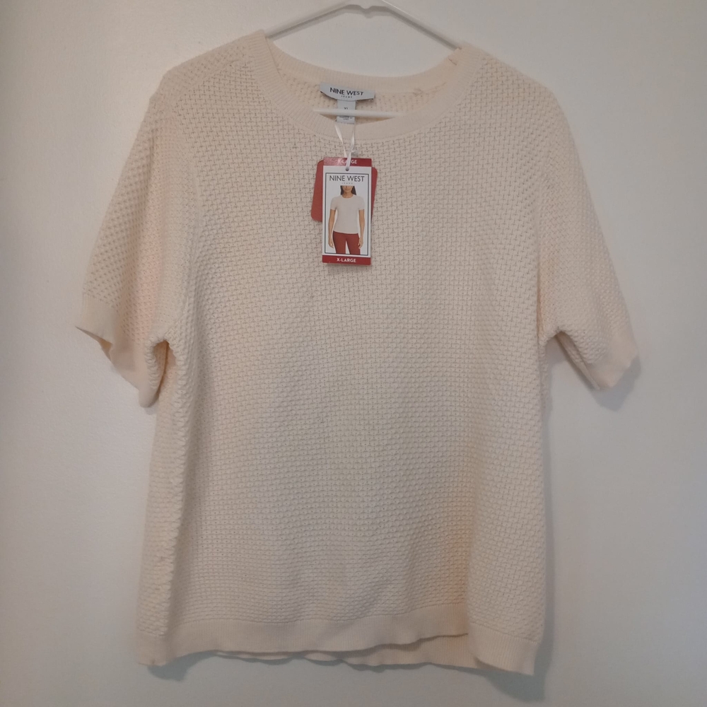 Nine West Soft Beige Crew Neck Sweater... A01